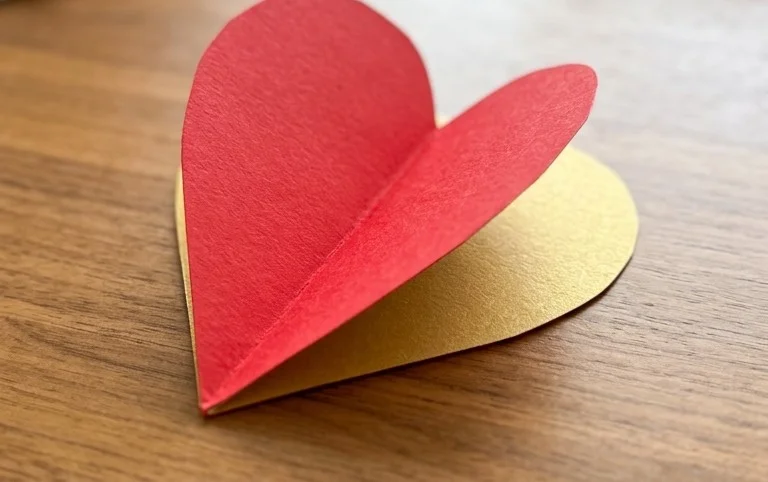 FREE template to make paper 3D heart for your Valentine